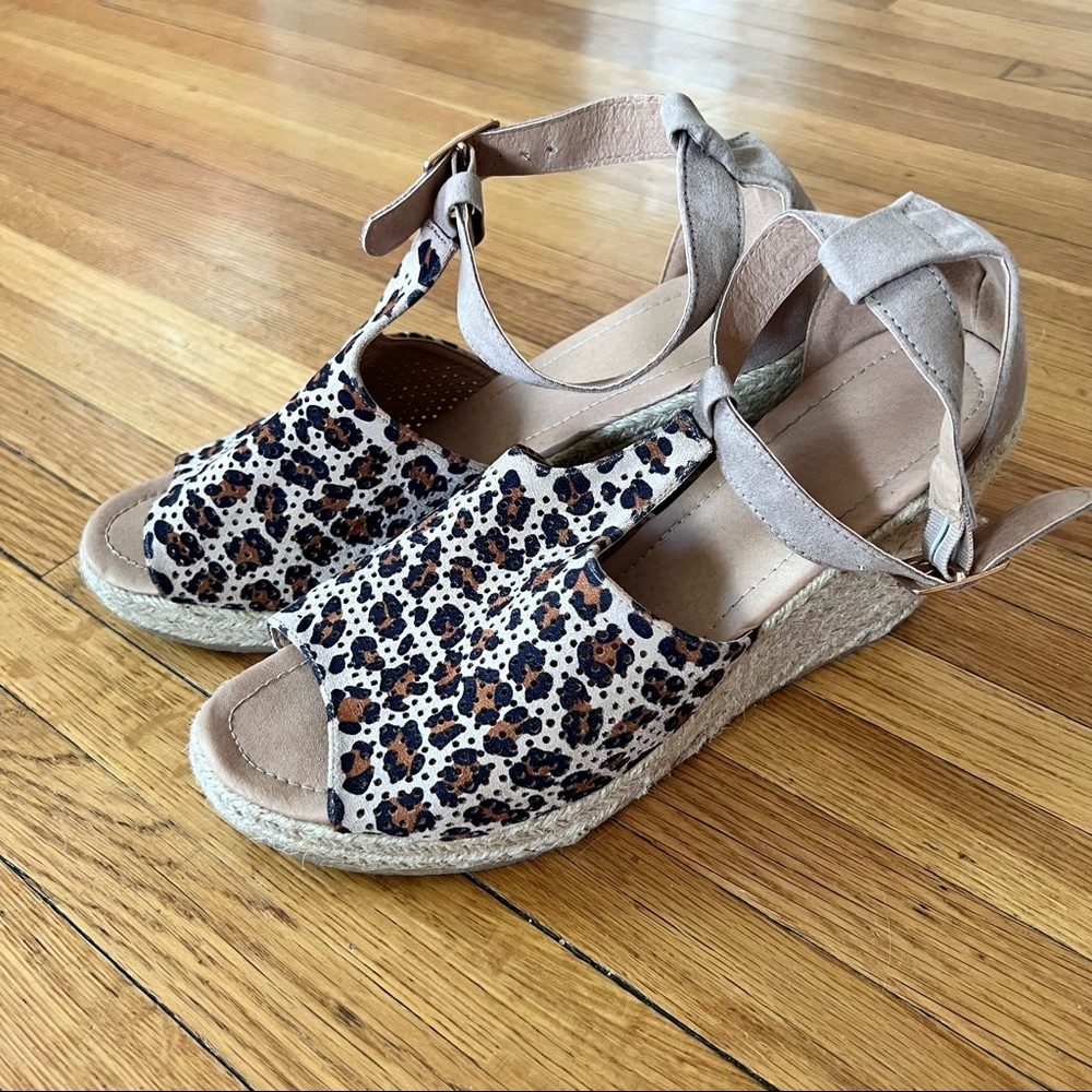 Leopard espadrille wedge sandal 9.5